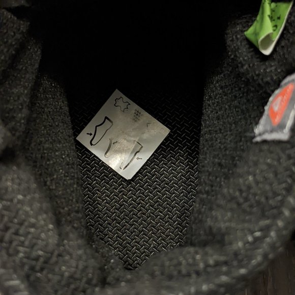 Timberland Basic 6" Boot - Picture 8 of 9